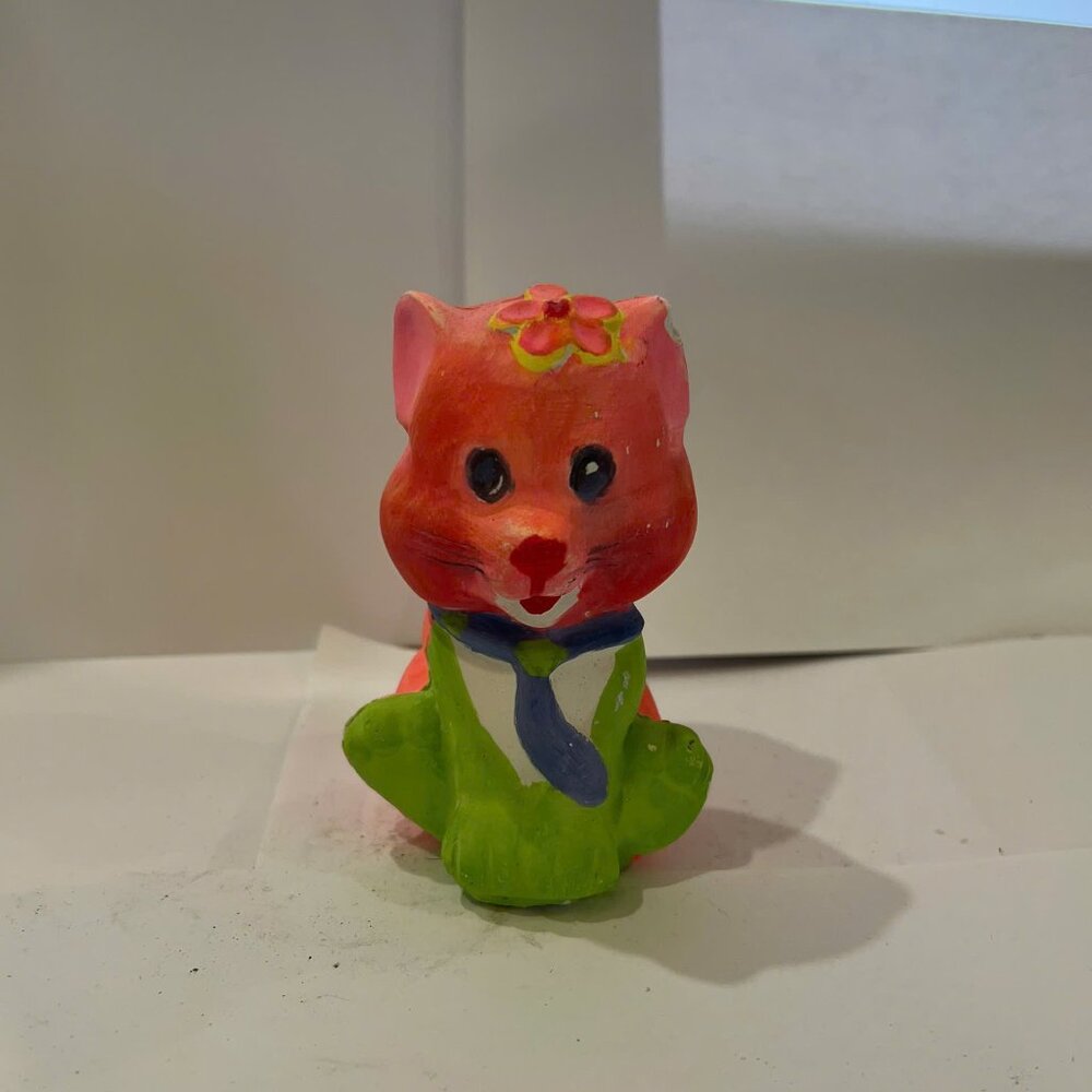 Red Fox Figurine with Green Paws - Adorable Handcrafted Ornament for Kids
